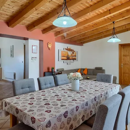 Nyaraló Vale Póla